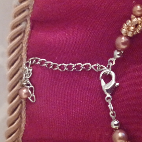 Necklace & Earring set - Picture 4 of 5